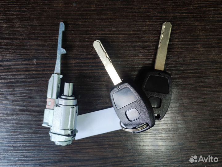 Замок зажигания / Личинка замка зажигания Honda