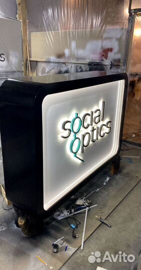 Ресепшн стойка