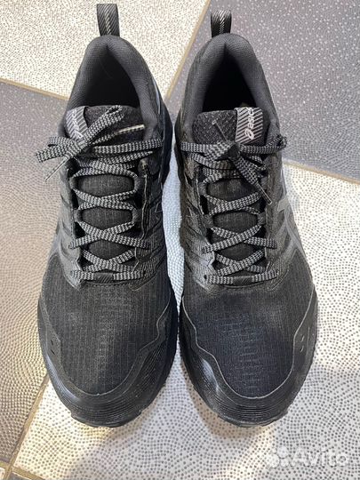 Кроссовки asics gel trabuco 9 g-tx