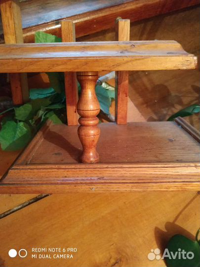 Полка настенная деревянная