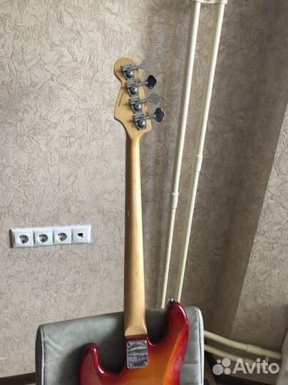 Grass Roots JB Jazz Bass лучший в серии