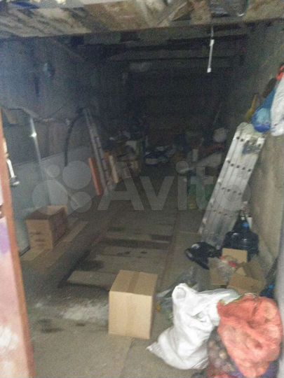 Гараж, > 30 м²