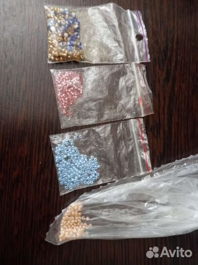 Бисер и леска