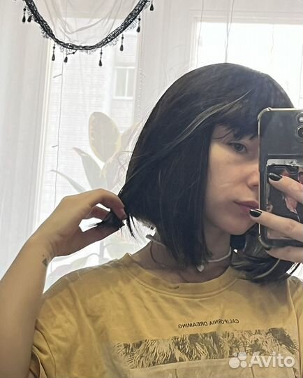 Парик из искусственных волос