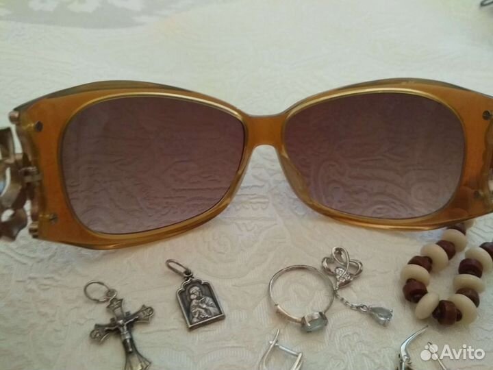 Солнцезащитные очки женские