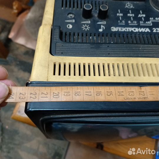 Телевизор электроника 23тб 316д