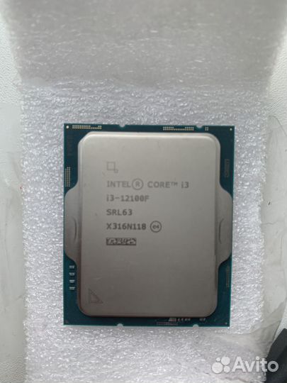 Процессор i3 12100f