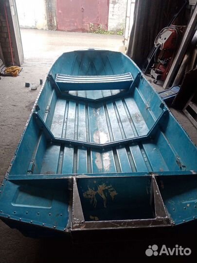 Моторная лодка автобот