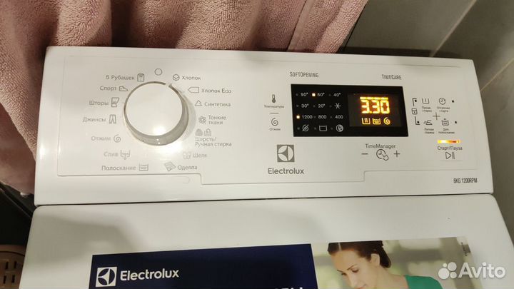 Стиральная машина Electrolux EWT1264ILW