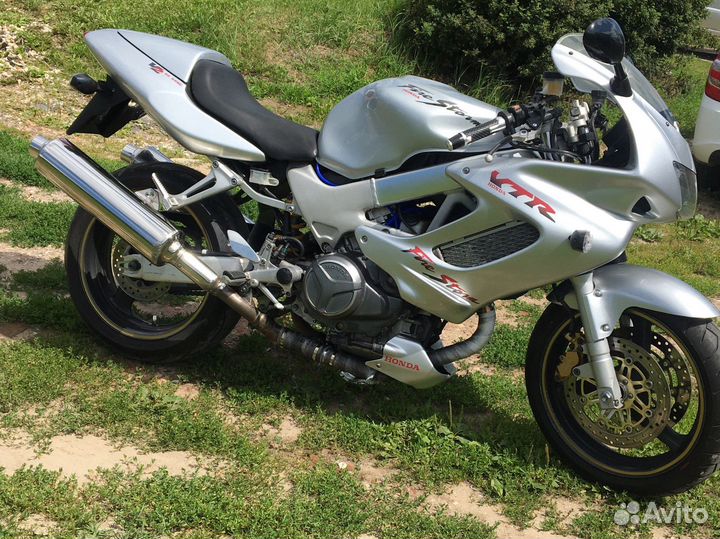 Honda vtr 1000f