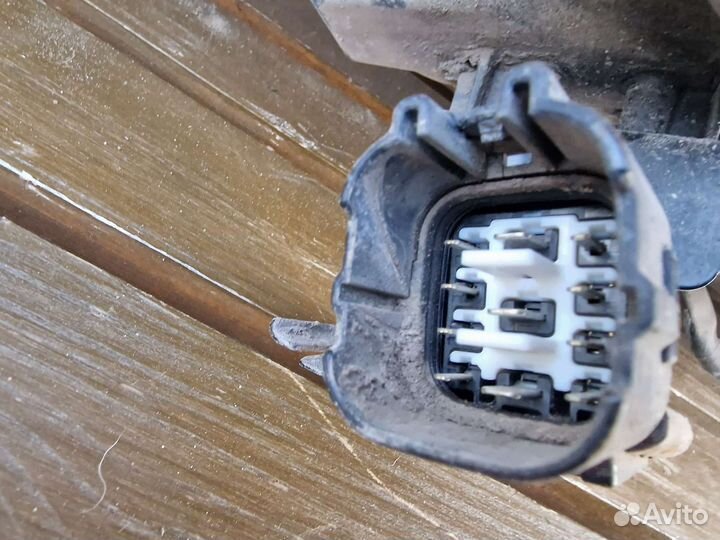 Фара toyota land cruiser 200 2016