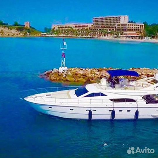 Продается моторная яхта Ferretti 57 Fly