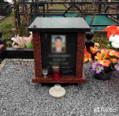 Индивидуальный колумбарий из гранита и мрамора