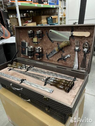 Набор шампуров в футляре