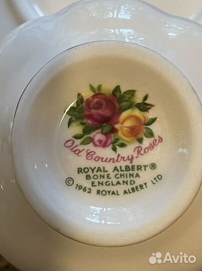 Royal Albert Old Country Roses