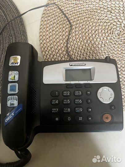 Телефон philips