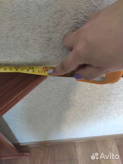 Компьютерный стол маленький