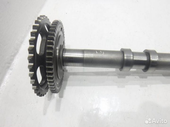 Распредвал выпускной