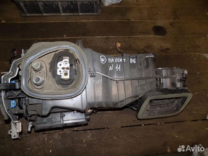 Блок электронный Passat B6 2005-2010