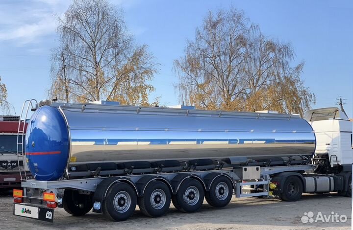 Полуприцеп пищевая цистерна Santi Молоковоз, 2023