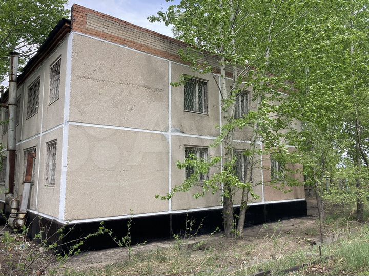 Здание, 1320 м²