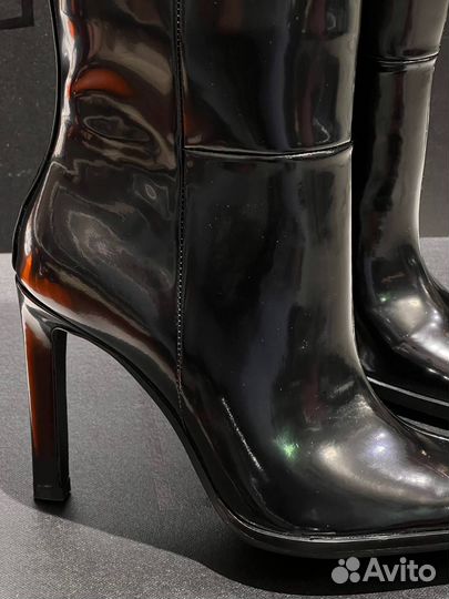 Сапоги Saint Laurent