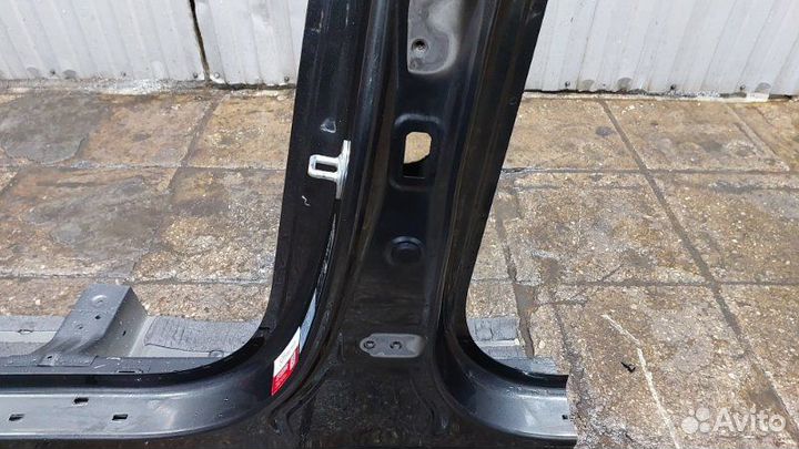 Б/У Порог со стойкой Состояние отличное, оригинал