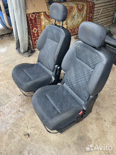 Сиденья салон всборе peugeot partner 2