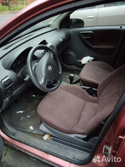 Opel Corsa 1.2 AMT, 2001, битый, 208 637 км