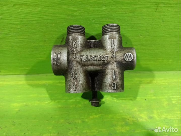 Термостат Audi Q7 4L 4.2 BAR 2008