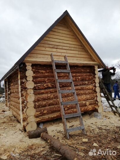 Рублю срубы дома бани