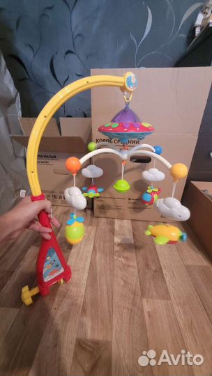 Мобиль на кроватку с проектором