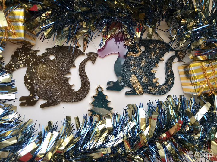 Новогодние игрушки из эпоксидной смолы