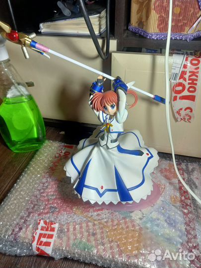 Аниме фигурка
