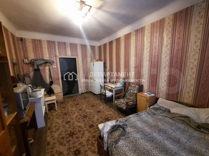 Комната 18,3 м² в 3-к., 1/2 эт.