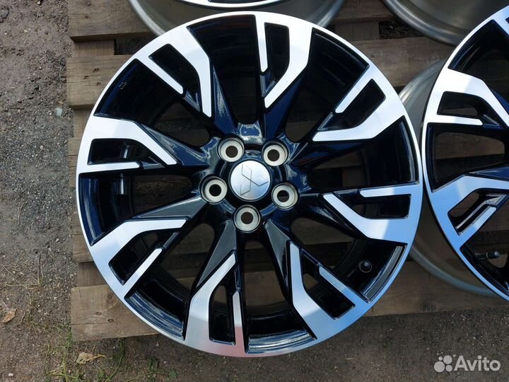 Mitsubishi Outlander 2021 Ориг Датчики R18 5x114.3