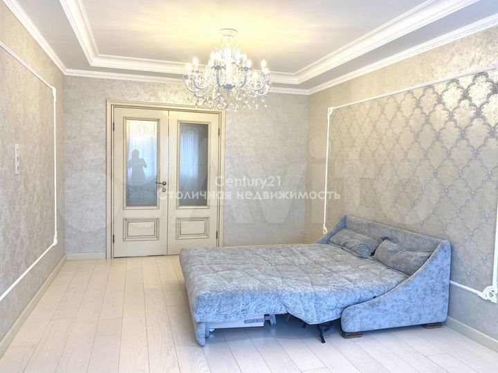 3-к. квартира, 87 м², 7/17 эт.