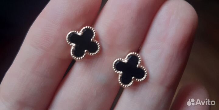 Золотые серьги под Van Cleef