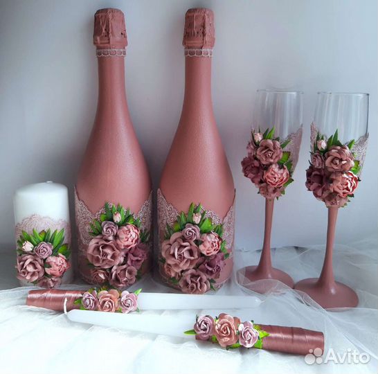 Свадебные аксессуары с цветами