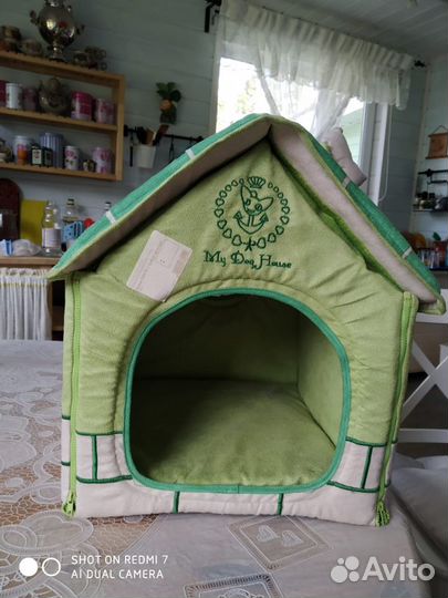 Домик-будка для котиков и маленьких собачек