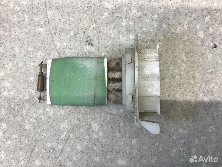 Резистор отопителя Renault Logan 2005-2014