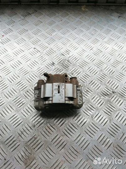 Суппорт тормозной задний левый Chery Tiggo T11 SQR