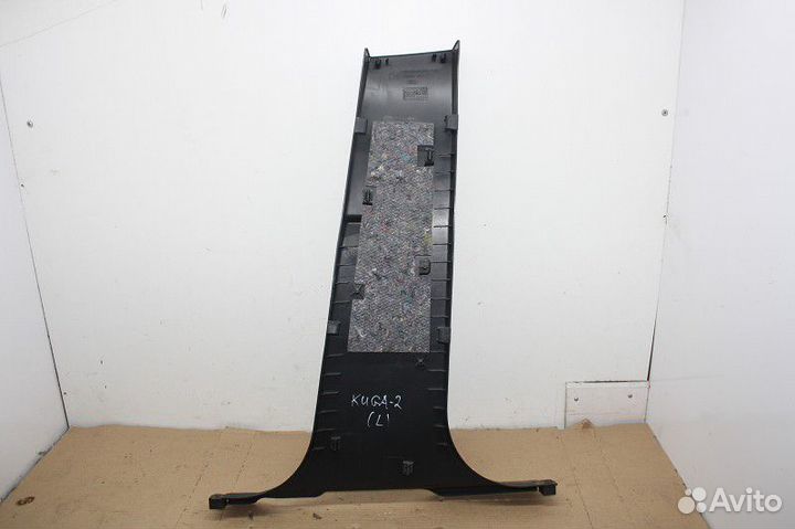 Обшивка стойки (средняя нижняя L) ford kuga II 201