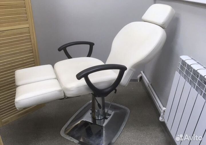Педикюрное кресло на гидравлике бу