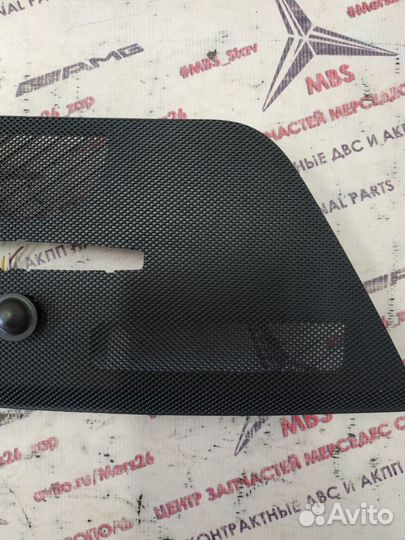 Сетка панели w204 Mercedes центральная