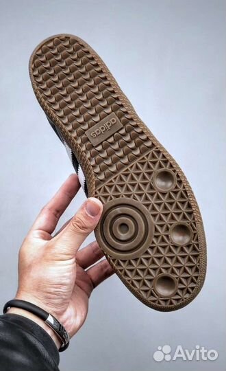 Adidas clover samba OG