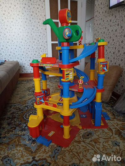 7-ми уровневый паркинг