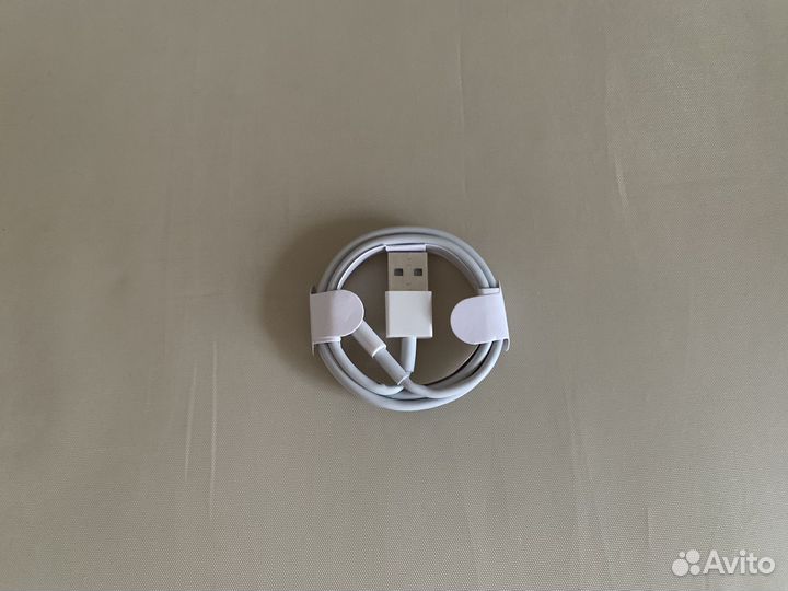 Кабель USB-Lightning 1,2 м для зарядки iPhone iPad