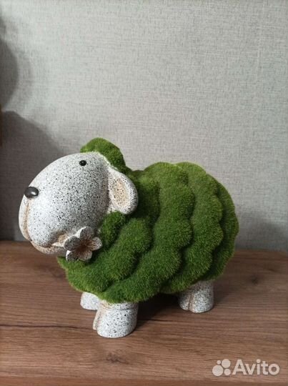 Садовая фигурка барашек