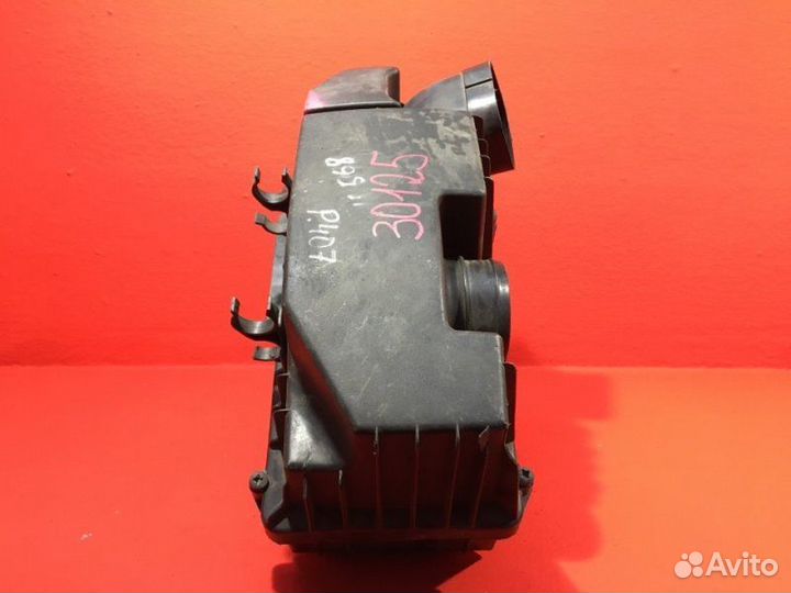 Корпус воздушного фильтра Peugeot 407 1 6FZ